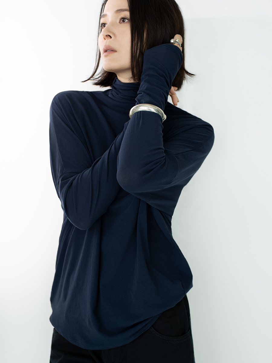 FIRO レディスハイネックドロッププルオーバー - 〈O2〉BETTER