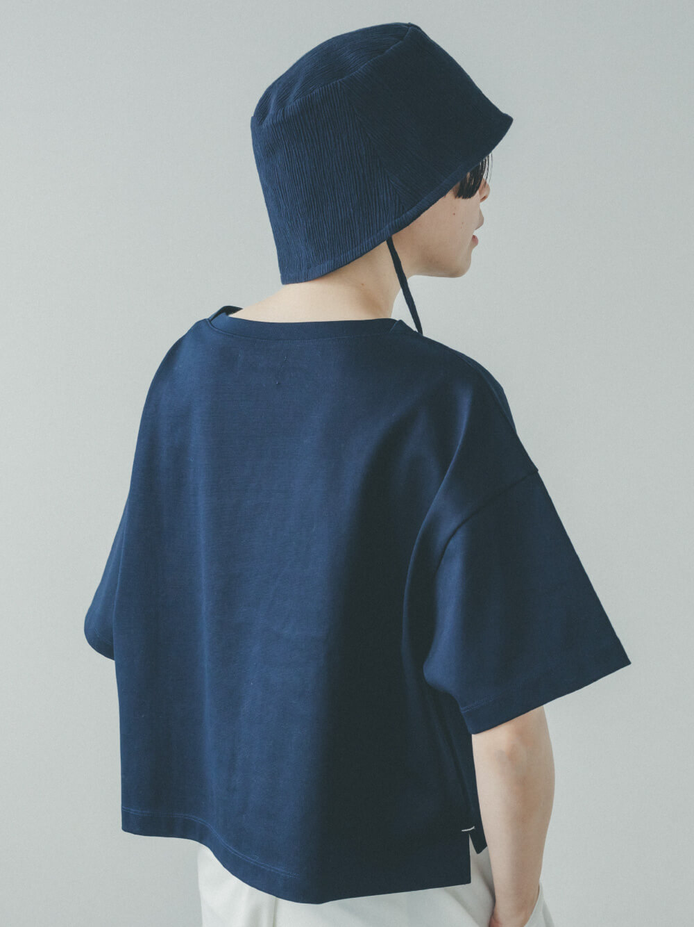 Cacco ショート丈ワイドTシャツ - ほぼ日刊イトイ新聞