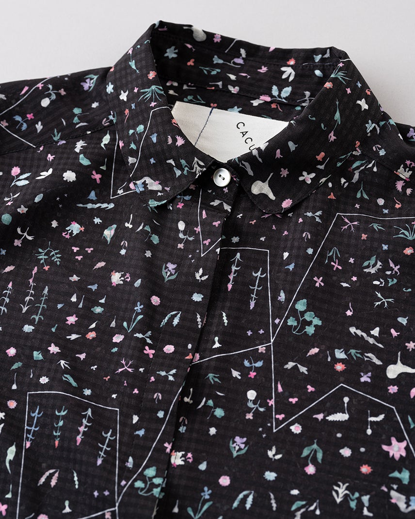 夜に浮かぶ花のシャツワンピース - CACUMA 2025 渡邉良重さんの服 