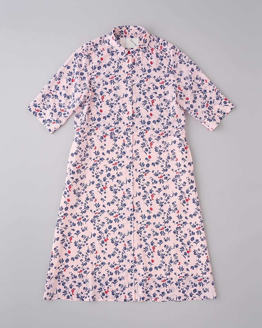 昼に浮く花のシャツワンピース - CACUMA 2024SS 渡邉良重さんの服