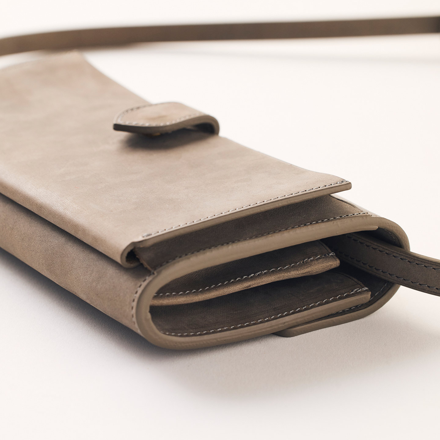 entoanのおさいふショルダー - ほぼ日刊イトイ新聞