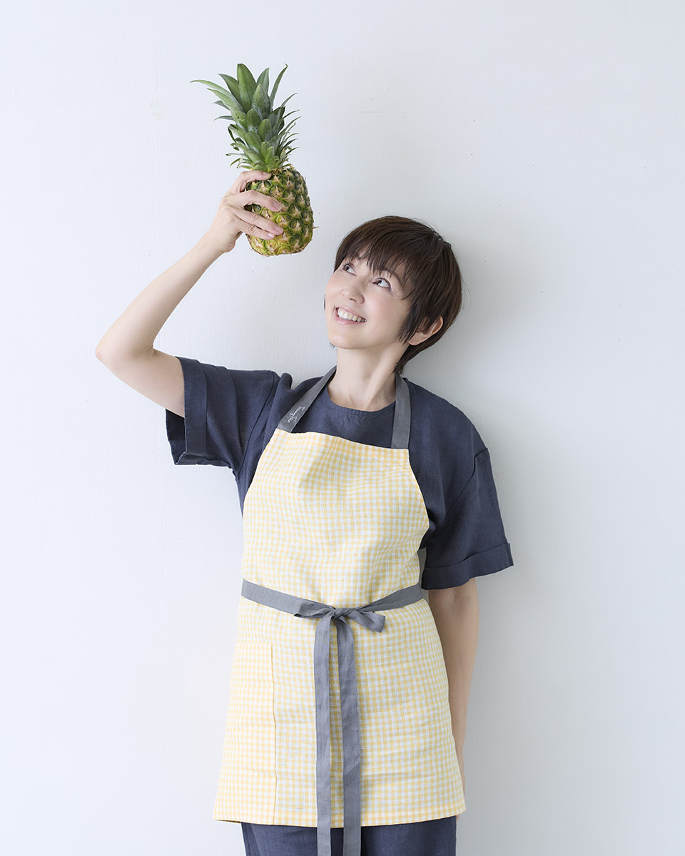 FOOD FOR THOUGHT［未使用］渡辺有子 リネン エプロン WITH fog linen work・ miiThaaii petit tablier/ with 渡辺満里奈