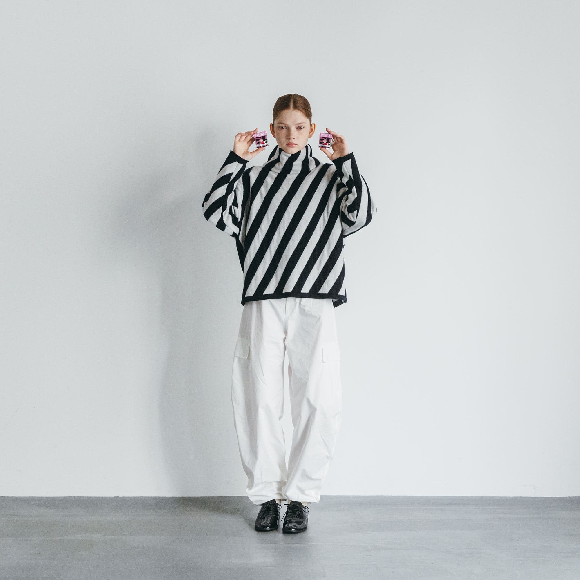 marikomikuni 2024 a/w - licorice pullover