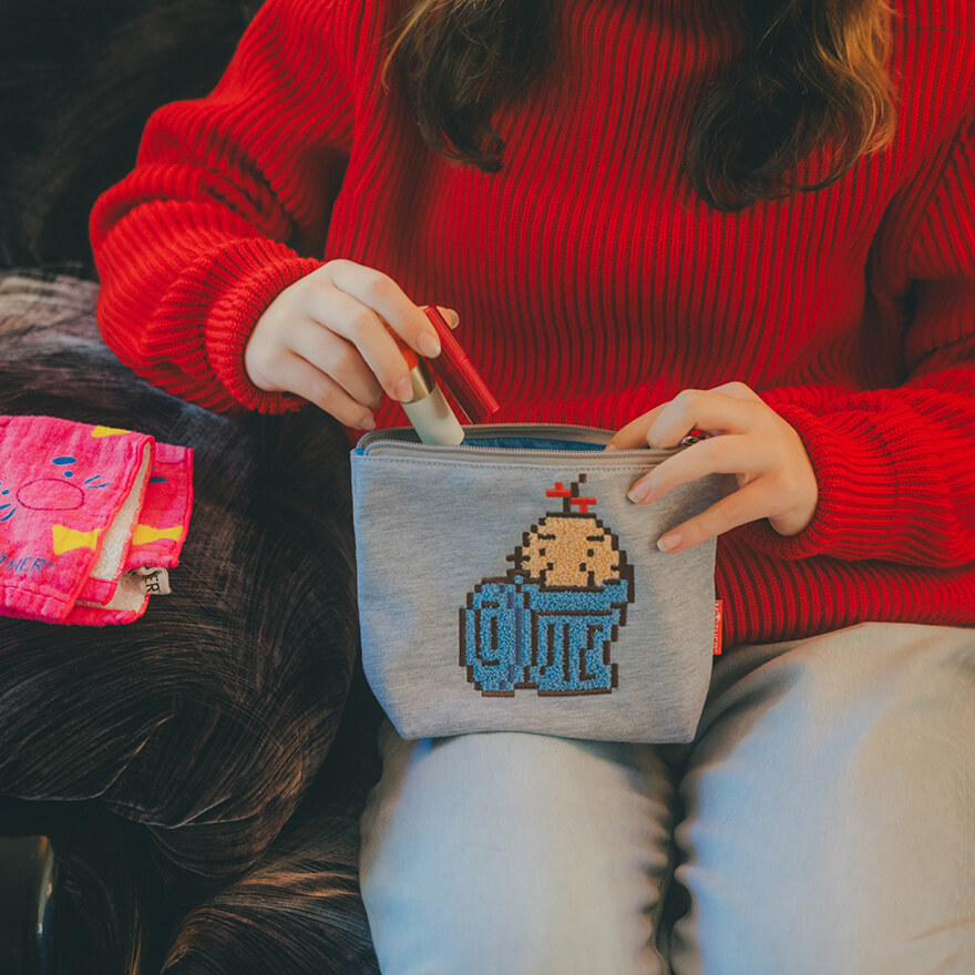 どせいさんスクエアポーチ - ほぼ日MOTHERプロジェクト - ほぼ日