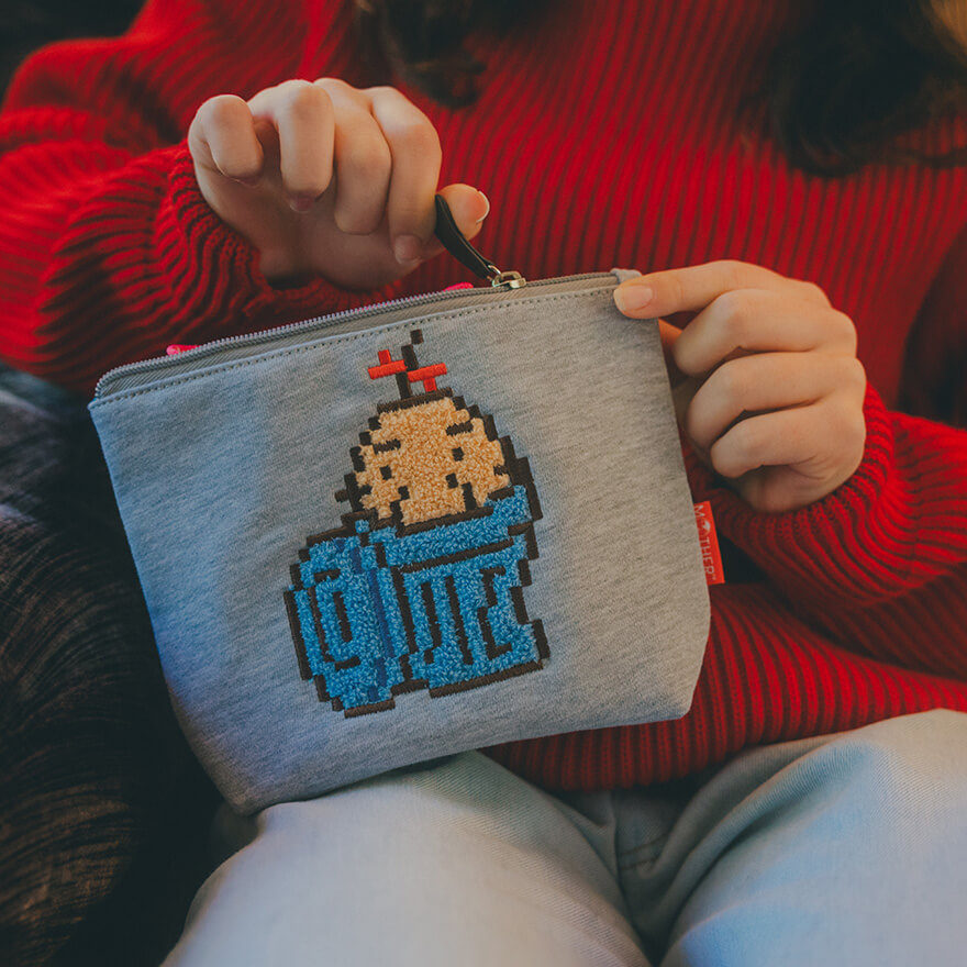 どせいさんスクエアポーチ - ほぼ日MOTHERプロジェクト - ほぼ日