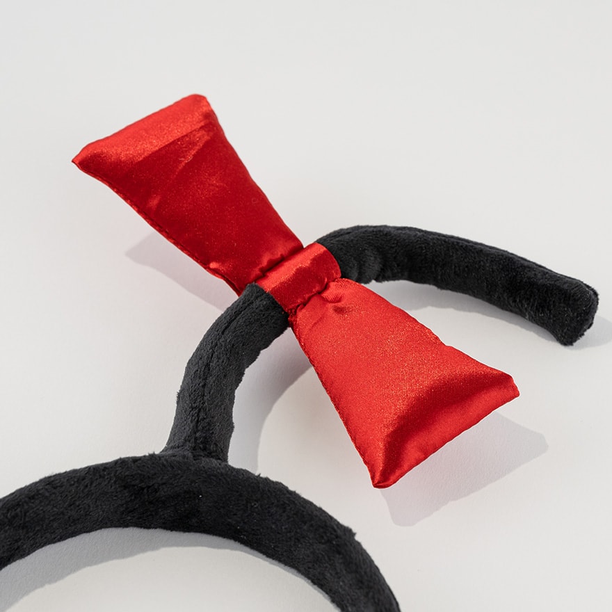 かとさんぽさん フォートゥースリーデザインズ 090 黒｜ストレッチ性のある