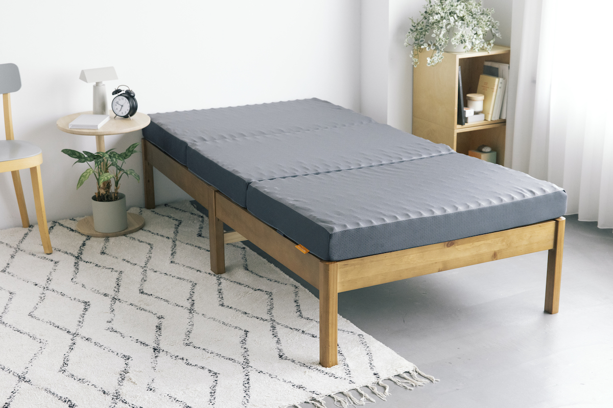 ねむれないくまのシーツ｜布団（ふとん）・寝具の通販｜ねむれないくま