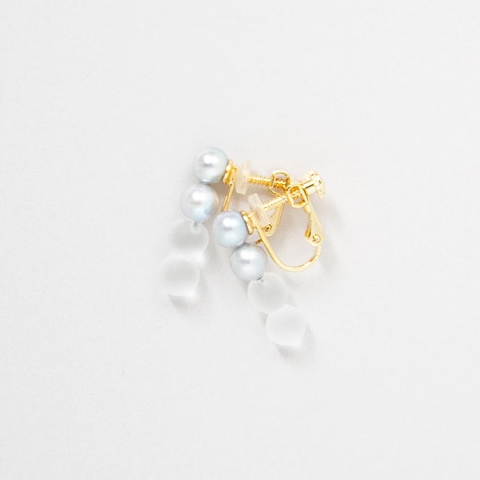 パールとガラスのピアス・イヤリング - HOBO SIRI SIRI Pearl