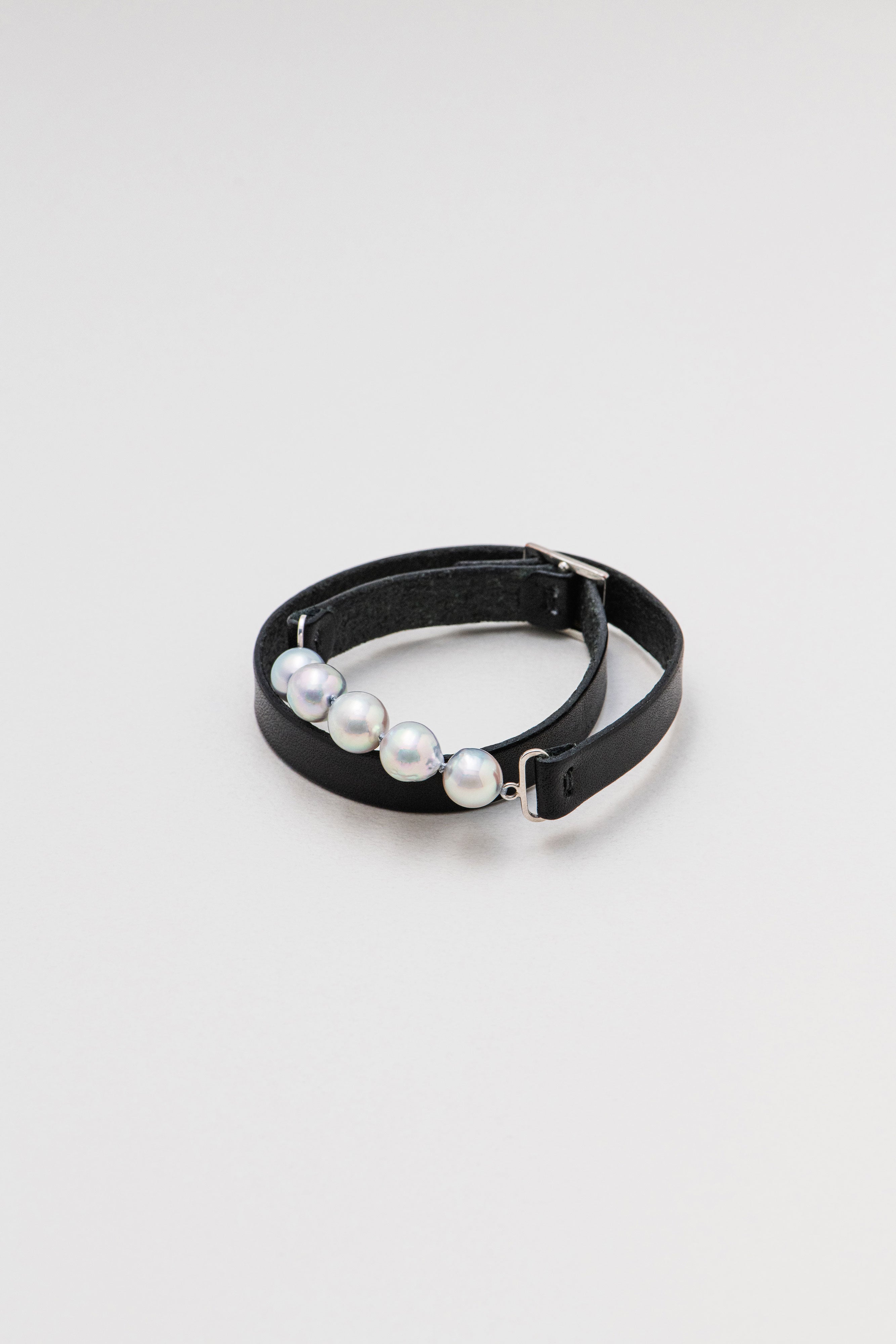 パールのレザーブレスレット - HOBO SIRI SIRI Pearl Collection 2025