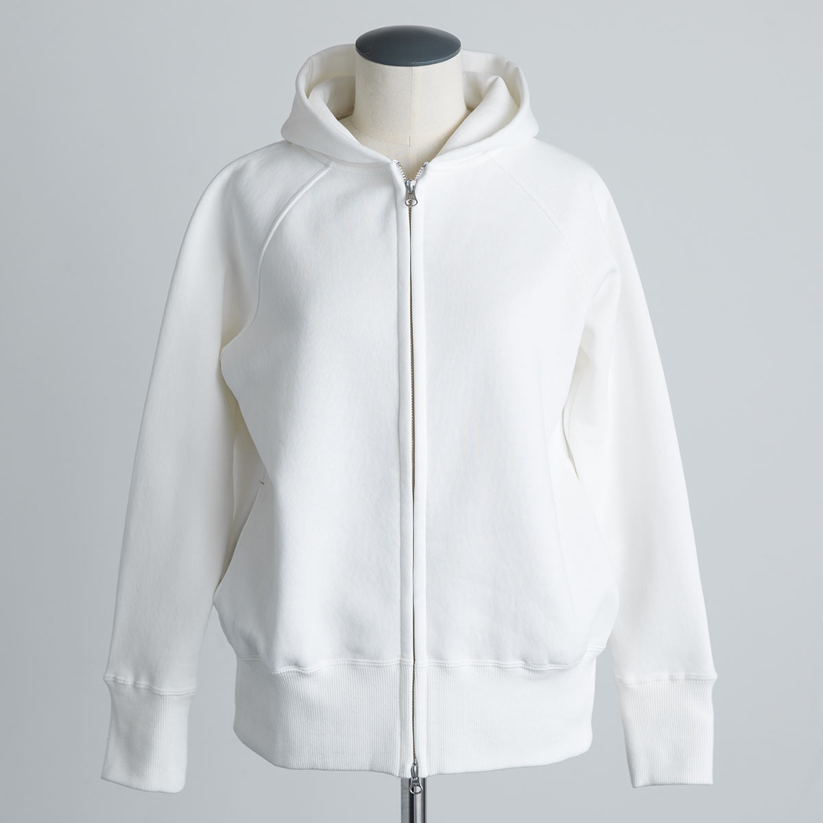 今週末まで出品　最終値下げ　未使用　スローブイエナ　フーディーecoファー フーディECOファー（その他ブルゾン／アウター）｜SLOBE IENA