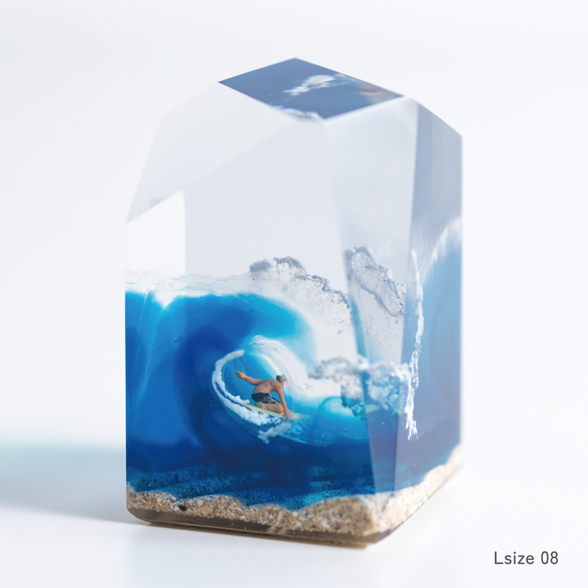 CrystalCube L size | 石田ゆり子さんが一緒に暮らすものたち