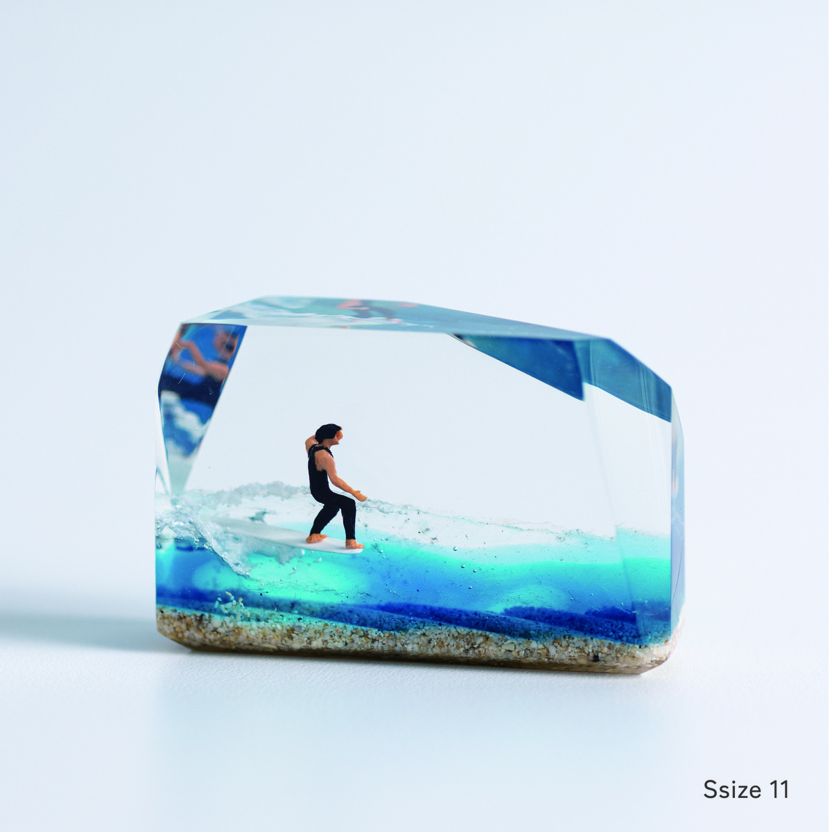彫刻・オブジェ AUMBAK CrystalCube S Long size Lady's CrystalCube S size | 石田ゆり子さんが一緒に暮らすものたち
