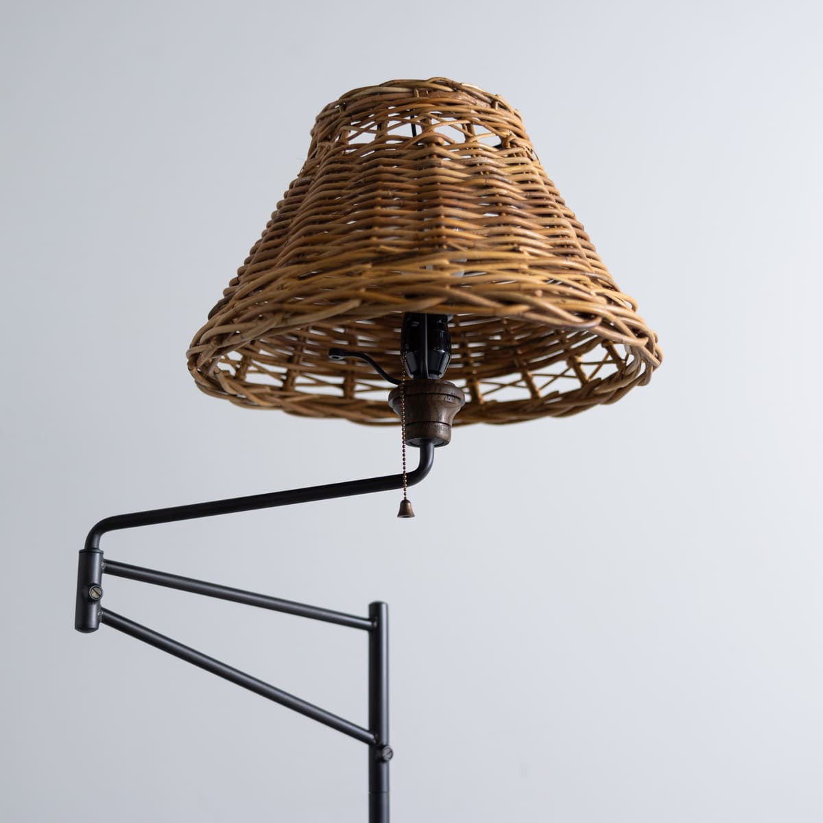 TRUCK FURNITURE LAMP | 石田ゆり子さんが一緒に暮らすものたち
