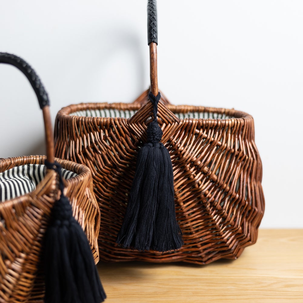 Pale Jute weekend basket | 石田ゆり子さんが一緒に暮らすものたち  